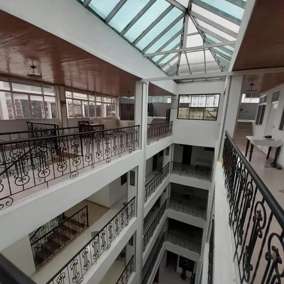 Hotel Davinci Calarcá エクステリア 写真