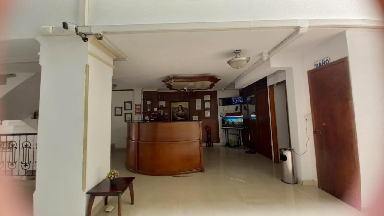 Hotel Davinci Calarcá エクステリア 写真