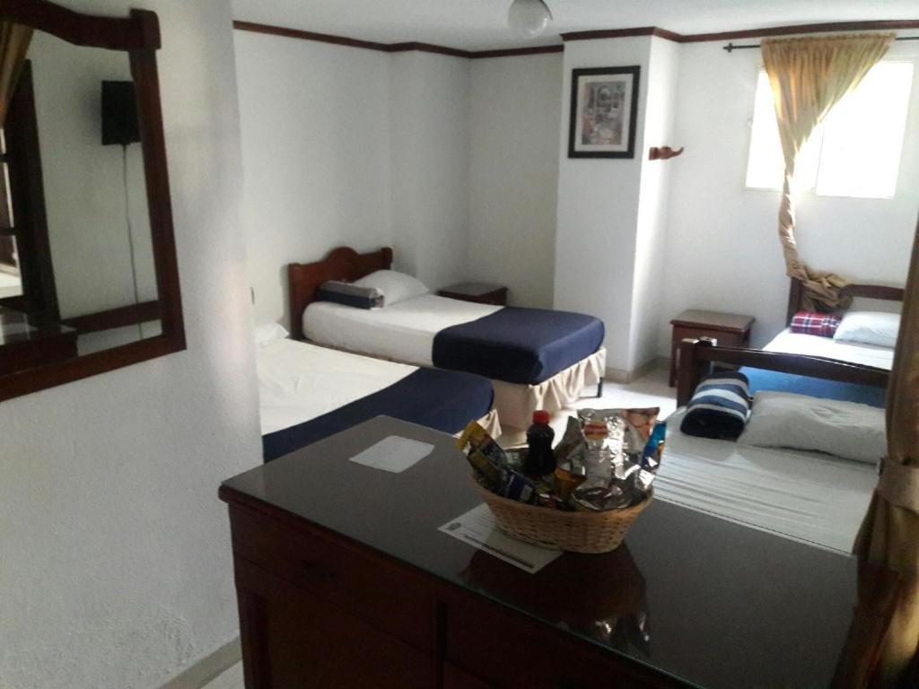 Hotel Davinci Calarcá エクステリア 写真